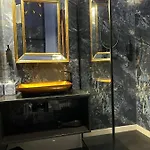 Lux 114 コシツェ